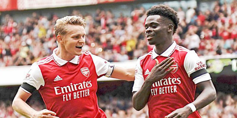 ĐỘI HÌNH ARSENAL MẠNH NHẤT GỒM NHỮNG CÁI TÊN NÀO