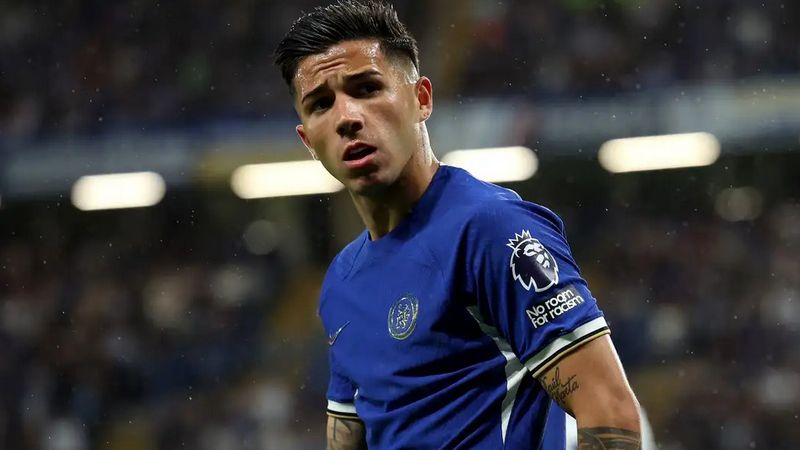 Enzo Fernandez Tiền vệ giữa của đội hình Chelsea